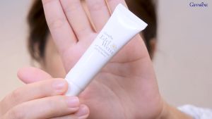 เอดดัลไวส์ ลิป ทรีทเมนท์ SPF 15 PA+++ กิฟฟารีน ลิปบำรุงปาก ลิปปากแห้ง ลิปมัน ลิปมันบำรุงปาก ลิปกันแดด