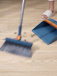 HHsociety ไม้กวาด ชุดไม้กวาด พร้อมที่ตักผง ชุดที่โกยผงชูด 0.5-1 ลิตร