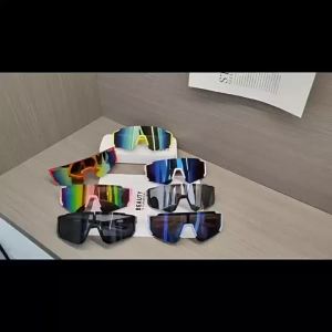 2025 Cycling Glasses for Kids Outdoor Hiking Sports Sunglasses UV400 MTB Bike Eyewear Girls Boys Camping Fishing Eye Accessories