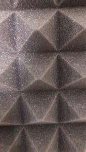 Busa Pyramid Peredam Suara - Peredam Ruangan Studio Musik 50x50x5 cm