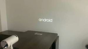 โปรเจคเตอร์รุ่นใหม่!ประเภทใหม่HY300โปรเจคเตอร์แบบพกพาเต็ม HD 1080P เข้ากันได้กับ4K 8000ลูเมนสมาร์ททีวี Andtoid 11 OS เครื่องฉายวิดีโอโฮมเธียเตอร์