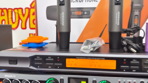 Micro không dây New Sound model EG300 hàng nhập khẩu 2024 Chống Hú Cao Cấp Thế Hệ Mới Sóng Siêu Khỏe Hát Cực Nhẹ Tần Số Sóng Ổn Định