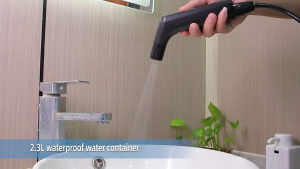 Portable Electric Bidet with Foldable Water Tank for Personal Hygiene Cleaning Travel Cooling Bidet Handheld Sprayer 2M Hose Shattaf Rechargeable Travel Camping Bidet Shower Sprayer Mandi bayi mudah alih luarpembersihan bahagian intim