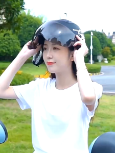 【แข็งแรงและทนทาน】YAMI หมวกกันน็อค ป้องกันหมอก HD หมวกกันน็อคครึ่งใบ ป้องกันแสงแดด กันลม กันน้ำ หมวกกันน็อคผู้หญิง Motorcycle Helmet