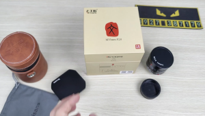 Ống kính 7Artisans 35mm F2.0 Mark II dành cho Leica M Full-Frame - Tặng kèm Hood kim loại và Túi da đựng lens