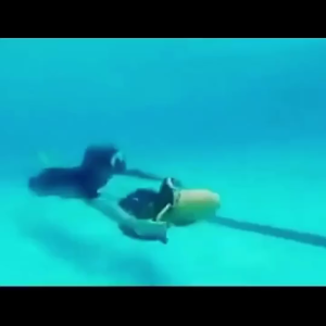 Portable Electric Underwater Scooter Sea Scooter Submersible Thruster Diving Propeller for Pool Sea Snorkeling & Water Recreation