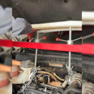 คานยกเครื่อง 180 Cm. เครนยกของ อุปกรณ์ยกเครื่องยนต์ คานโช๊ค รับน้ำหนักได้ คานหิ้วเครื่องยนต์ แข็งแรง ทนทาน สินค้าพร้อมส่งทั่วไทย