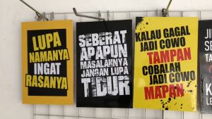 Poster motivasi kata kata motivasi Hiasan dinding 19x29cm - Wall decor - Poster dinding