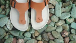 Christian Bale Jovanka Sandal Jepit Flat Platform Wanita Cantik, Sandal Selop Cewek Casual Kekinian
