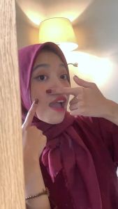 Precious Skin Thailand Blink & Bright Complex Booster Facial Cream