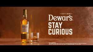 Dewar’s 15 Year Old Blended Scotch Whisky - 750ml / 75cl 40% ABV - Double Aged Oak Cask Whisky Spirit