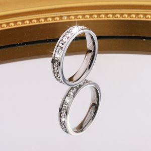 แหวนไทเทเนียมประดับเพทาย ดีไซน์หรูหรา น้ำหนักเบา สไตล์ท้องฟ้าเต็มดาว แหวนคู่รักแฟชั่นสำหรับผู้หญิง ดีไซน์ทันสมัยจาก INS ชุบทอง 18K ไม่ลอกดำ