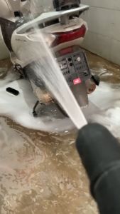 โฟมสลายคราบ โฟมแว็กซ์สลายคราบ พร้อมเคลือบสี เงา ขนาด 3 ลิตร ล้างรถได้ 15-18 คัน กลิ่นบูลเบอรี่