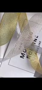 ริบบิ้นเนื้อทราย  25 หลา/ม้วน สีทอง สีเงิน ริบบิ้นทำโบว์ ริบบิ้นผ้า ริบบิ้นห่อเค้ก พร้อมส่งจากไทย