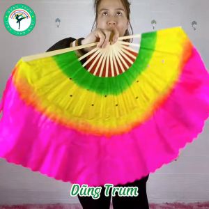 Quạt múa văn nghệ 3 màu biểu diễn cỡ người lớn