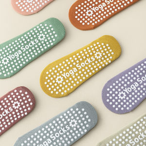 ถุงเท้าโยคะกันลื่นมืออาชีพ ผู้หญิง พิลาทิสกีฬาในร่มฟิตเนสเต้นรําถุงเท้าสั้นซิลิโคนถุงเท้าเรือบาง