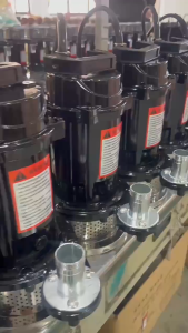 KKOLE Submersible pump 220V corrosion-resistant clean water pump 0.5HP/1HP/1.5HP pure copper 1 inch high head water pump (Used in clear water）