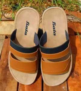 HUPA - Sandal Selop Sandal Bata Brown Colour