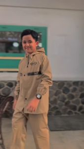 Jas Hujan Anak Perempuan Laki-Laki Kain Tebal Elastis Anti Air