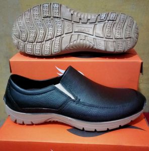 sepatu karet pria 4tt 578 htm