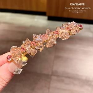 Luxury Crystal Hair Clips Spring Loaded Diamond Glitter Retro High End Feeling Side Bangs Hair Grips Fashionable Hair Accessories