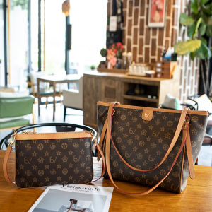 Hong Kong Large Capacity Tote Bag 2025 New Trend Shopping Bag Big Size Floral Single Shoulder Handbag Genuine Leather Mother-Child Bag