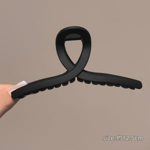 กิ๊บติดผมรูปฉลามสีดำขนาดใหญ่ ทรงเรียบง่าย หลากหลายสไตล์ สำหรับผู้หญิง ทรงผมยาว ทรงผมข้างหลัง ทรงผมฤดูร้อน 2025 ใหม่