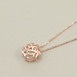 Chow Sang Sang 周生生 Minty Collection 18K Rose Gold Hollow Rose Necklace 47cm 92771U