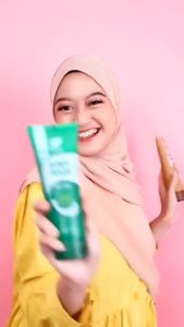 Body Wash SR12 Aloevera Sabun Mandi Cair Menyegarkan & Mencerah Kulit Tubuh