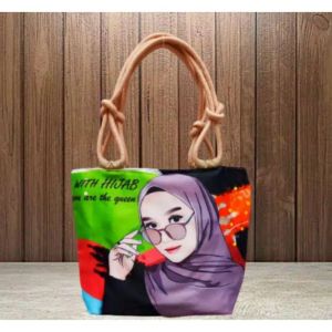 Tote bag tali sumbu hijab bermotif karakter