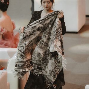 Zhao Liying Same Style K-style Cashmere-like Black and White Pattern Double-Sided Tassel Scarf Talma Multi-Purpose Soft Autumn and Winter