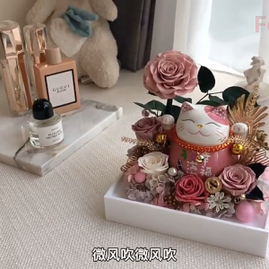 Lucky Cat Rose Preserved Flower Gift Box | Ceramic Ornament | Birthday Gift for Girlfriend/Best Friend | Housewarming/Business Opening Gift | Valentines Day Good Luck Gift