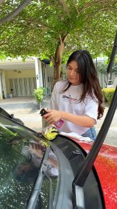 Zerone Glass Cleaner: Pembersih Kaca Mobil Ber Jamur 255 ml Waterspot Remover