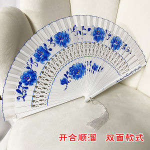 พัดลมเซรามิคสีแดงทาสีสองด้านสไตล์จีนคลาสสิก < Ne1> พัดลมเต้นรํากรอบไม้เครื่องประดับแฟชั่นแบบดั้งเดิม