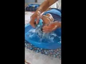 เปลี่ยนแปลงประสบการณ์ผู้ป่วย: อ่างสระผม ที่รองสระผม อ่างสระผม ที่นอนสระผม รวม้ำหน้า หนังสือเป็นเชิงพิเศษ