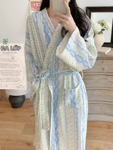 Áo Ngủ Nữ Họa Tiết Hoa Sọc Cổ Điển Ngọt Ngào Tươi Mới Dài Tay Dài Đến Giữa Bắp Chân Chất Liệu Polyester Và Elastane Kiểu Dáng Thanh Lịch Thích Hợp Mặc Nhà Hoặc Tắm Dành Cho Mùa Xuân Và Mùa Thu.