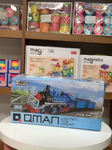Đồ chơi - QMAN - 42206 Bộ đồ chơi xếp hình (8 trong 1) mô hình tàu hơi nước cổ điển (KT 33x6.7x8.3cm)