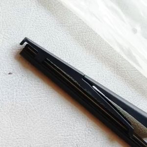 Wiper Belakang Mobil Ford Fiesta