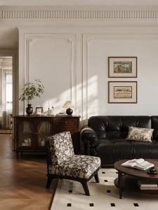 Trang Trí Tường Phòng Khách Retro và Elegance