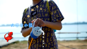 [จัดส่งจากกรุงเทพฯ] สินค้าฤดูร้อนใหม่ ปืนฉีดน้ำเป้ ปืนฉีดน้ำสะพายหลัง สตาร์วอร์สฉีดได้ไกล สายปรับได้ ใช้ได้ทั้งเด็กเเละผู้ใหญ่