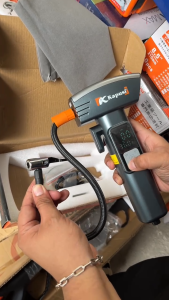 [BẢO HÀNH 6 THÁNG] Máy Bơm Lốp Xe Máy Bơm Hơi Mini Dùng Pin KAPUSI K-6226 Màn Hình Led Chân Sạc Tipe-C Tiện Dụng