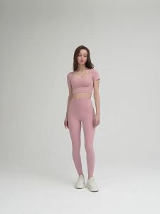 alo yoga แขนสั้นโยคะแบบพับหน้า แบบโปร่ง หลังสวยงาม กีฬา T เสื้อที่มีแผ่นรองหน้าอกถอดได้ สำหรับวิ่ง ฟิตเนส พิลาทิส