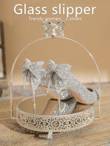 สไตล์เจ้าหญิงคริสตัลรองเท้าแต่งงานรองเท้าส้นสูงเงาเลื่อมส้นบางเจ้าสาว ชุดราตรี แสดงส้น < Ne1> ความรู้สึกสําหรับ 18 ปี