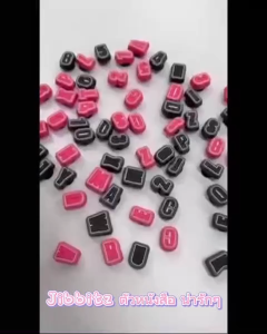 Snexx Jibbitz ตัวอักษร A-Z และตัวเลข สำหรับติดรองเท้าแตะ crocs และติดกระเป๋า มีให้เลือก 2 สี 36 ตัวอักษร