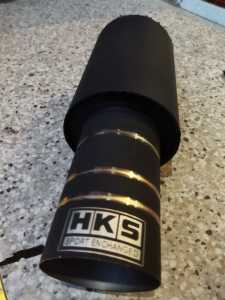 Knalpot Mobil HKS Cacing Black Suara Bass Kering Cocok Untuk Semua Jenis Mobil Seperti L300 Pickup Avanza Ayla Agya Baleno Honda Brio Honda Jazz Xenia Velos Panther Kijang Sedan Grandmax Pickup DLL bahan