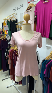 เสื้อแฟชั่น เสื้อยืดคอกลมเปือย ราคาพิเศษสุดๆ สินค้าขายดี