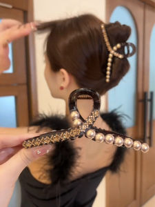 Elegant Bead Claw Clip Womens Stylish Hair Accessories Versatile Shark Clamp Glowing Back of Head Bun Clip Fashionable Hair Grips