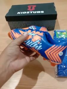 KIDZTUBS Sepatu Bola Sepatu Sepak Bola Anak Laki Laki Sepatu Bola 1939102524