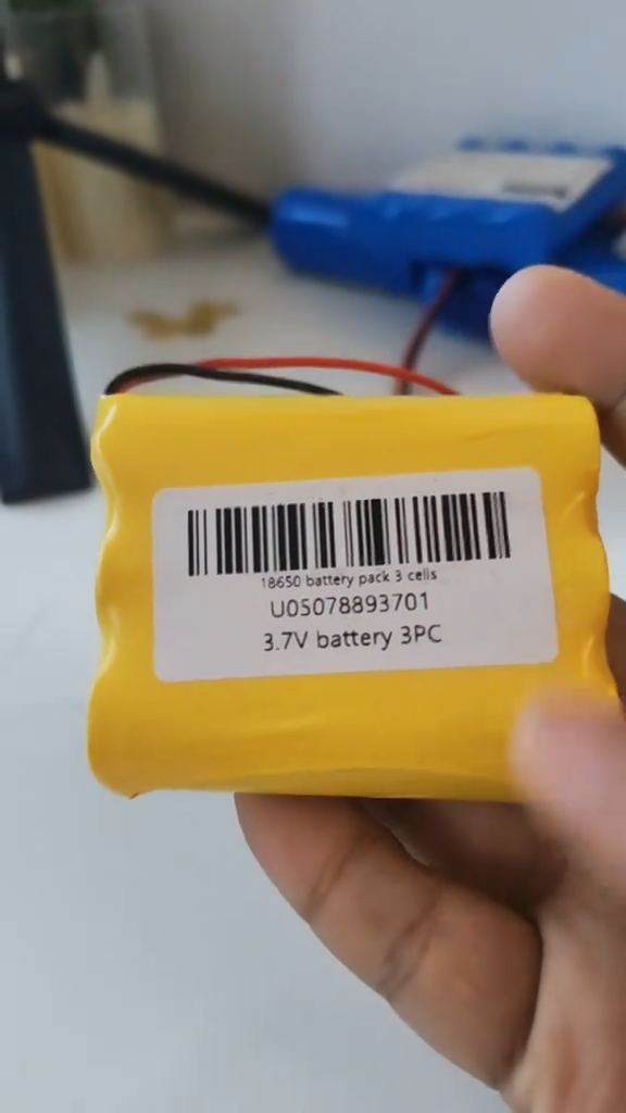 18650 lithium 3.7V output with protection board for audio speakers solar LED lights small fans and lithium batteries