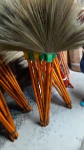 ไม้กวาดดอกหญ้า ยาว47นิ้ว 2ด้าม สินค้าOTOP คุณสมบัติ์สินค้าที่ไม่หลุดร่วง รวมผลและวัสดุสวยคุณภาพ